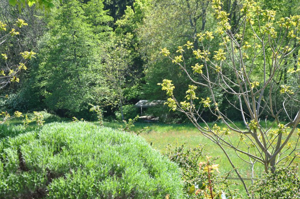 La Bergerie Bed & Breakfast Pollionnay Exterior photo