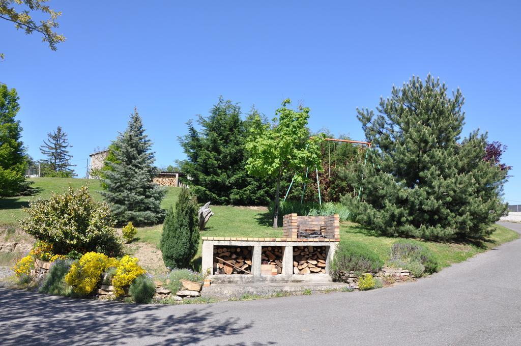 La Bergerie Bed & Breakfast Pollionnay Exterior photo